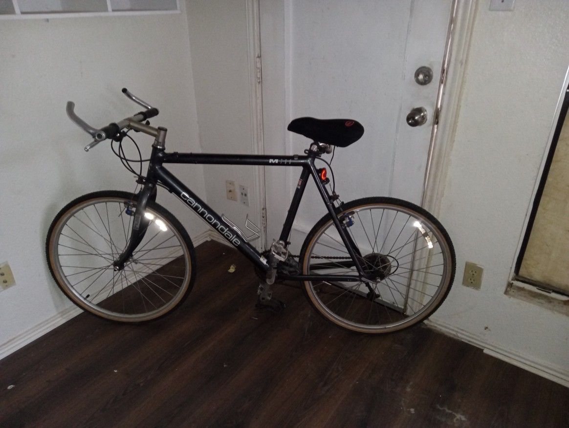 Cannondale M700