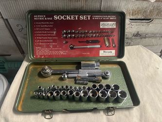 Socket Set