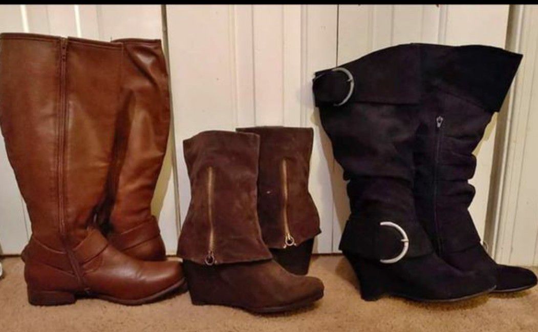 3 PAIRS OF WOMAN'S BOOTS 8.5