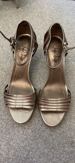 Golden Heels 8.5