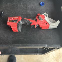 M12 12V Lithium-Ion Cordless PVC Pipe Shear 