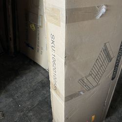 Queen Platform Bed with 2 Drawers 