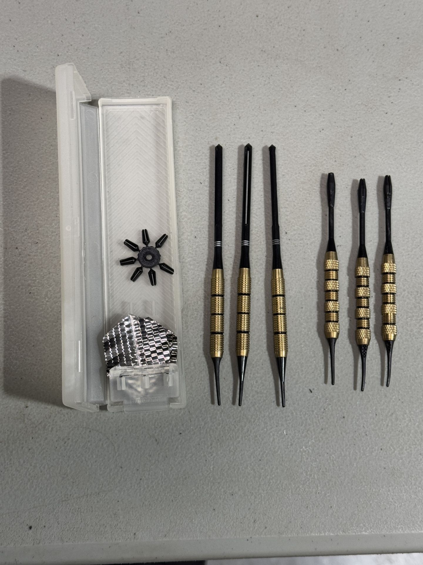 2 Sets Brass Soft Tip Dart. Dart Weight is Approximately 15 grams.