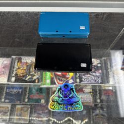 Nintendo 3DS With Games Pokemon Mario Zelda Games With Charger $230-$240 Each Gamehogs 11am-7pm