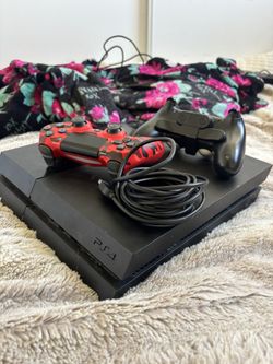 PS4 With Controller And Long  Charger 