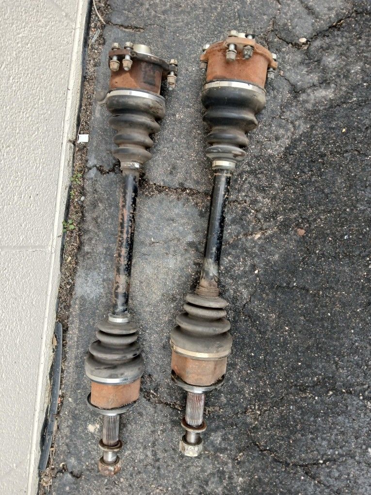 J30 AXLES