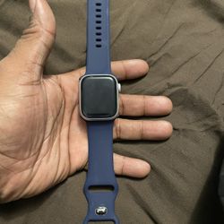 Apple Watch Series 8
