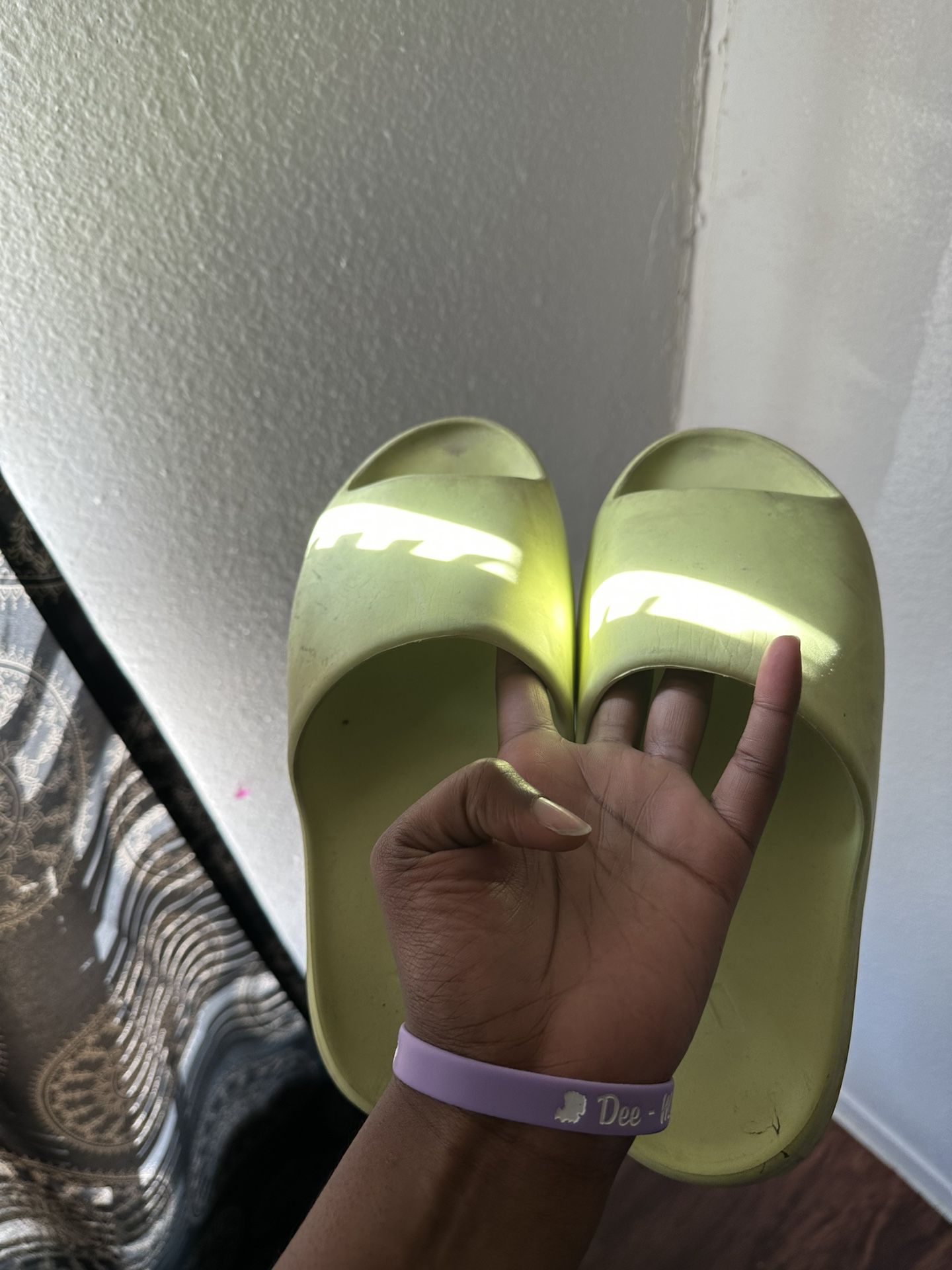 Yeezy Slides Size 11 $35