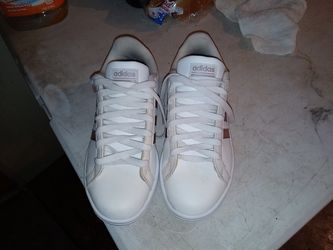 Addidas Pink and white shoes