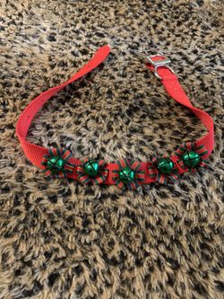 Holiday jingle bell pet collar