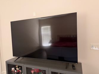 75” Smart TV