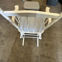Glider Rocking Chair 