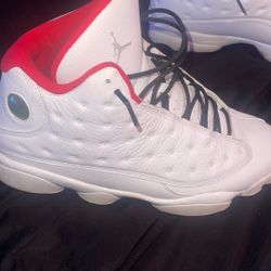 Jordan 13 ( Size 13 ) 
