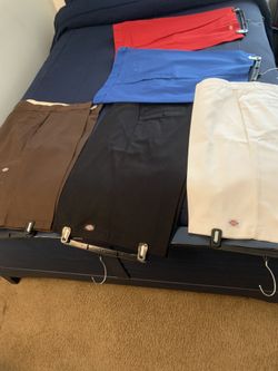 Short Mens (Dickies Shorts) $25 a pairs 