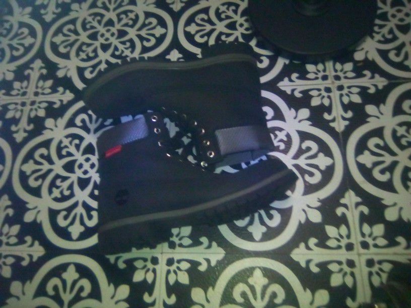 Black Timberland boots size 11
