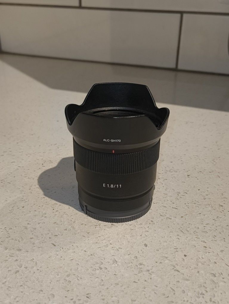 Sony 11mm 1.8 lens