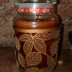 Hundreds Of Yankee Candles & Candle Holders!! MUST SELL!!