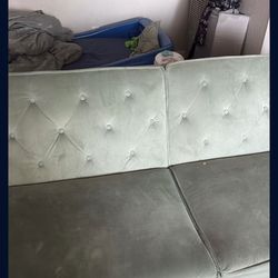 Green sofa/futon 