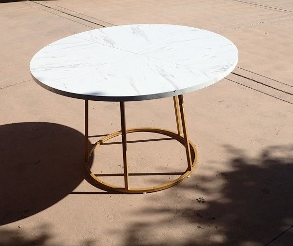 Round Dining Table, 47.24 Inch Kitchen Table Faux Marble and Gold