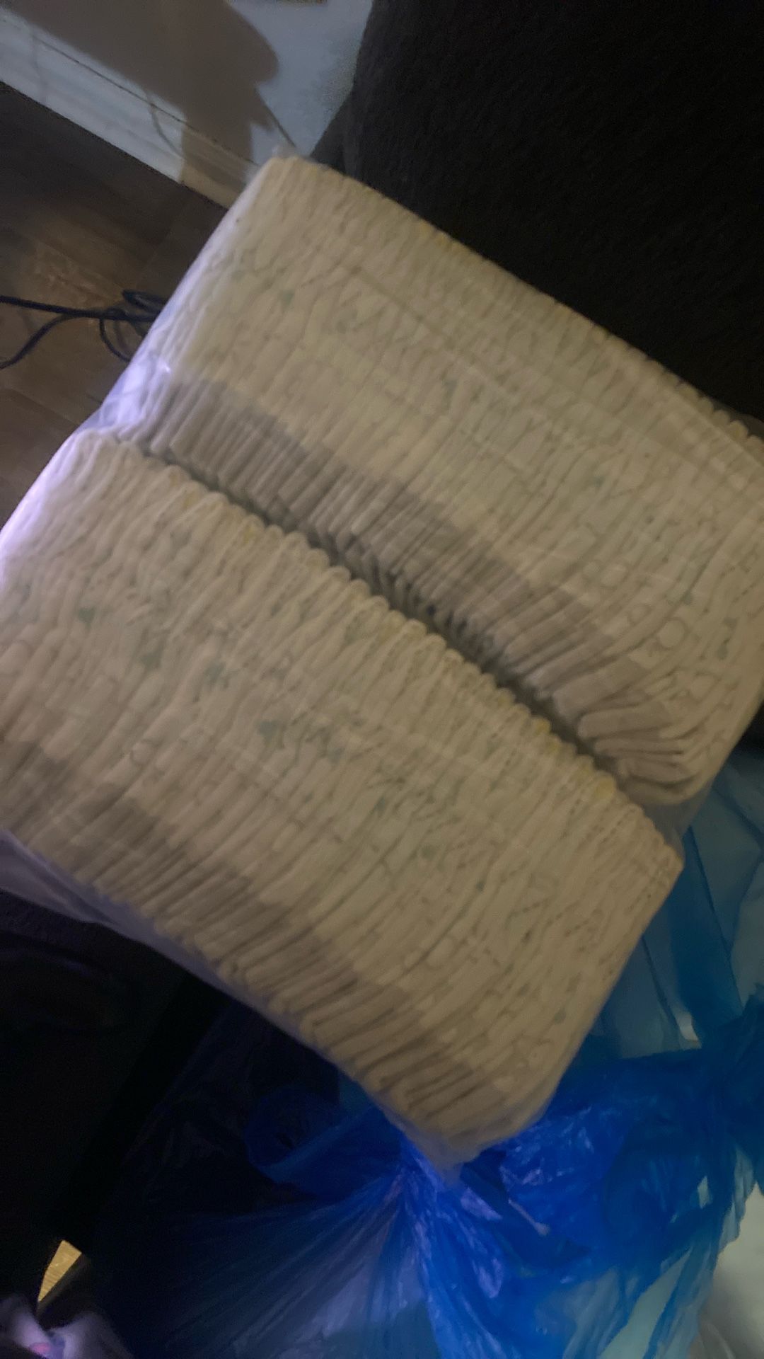 Got 5 Packs Of New Born Pampers No Long In The Box