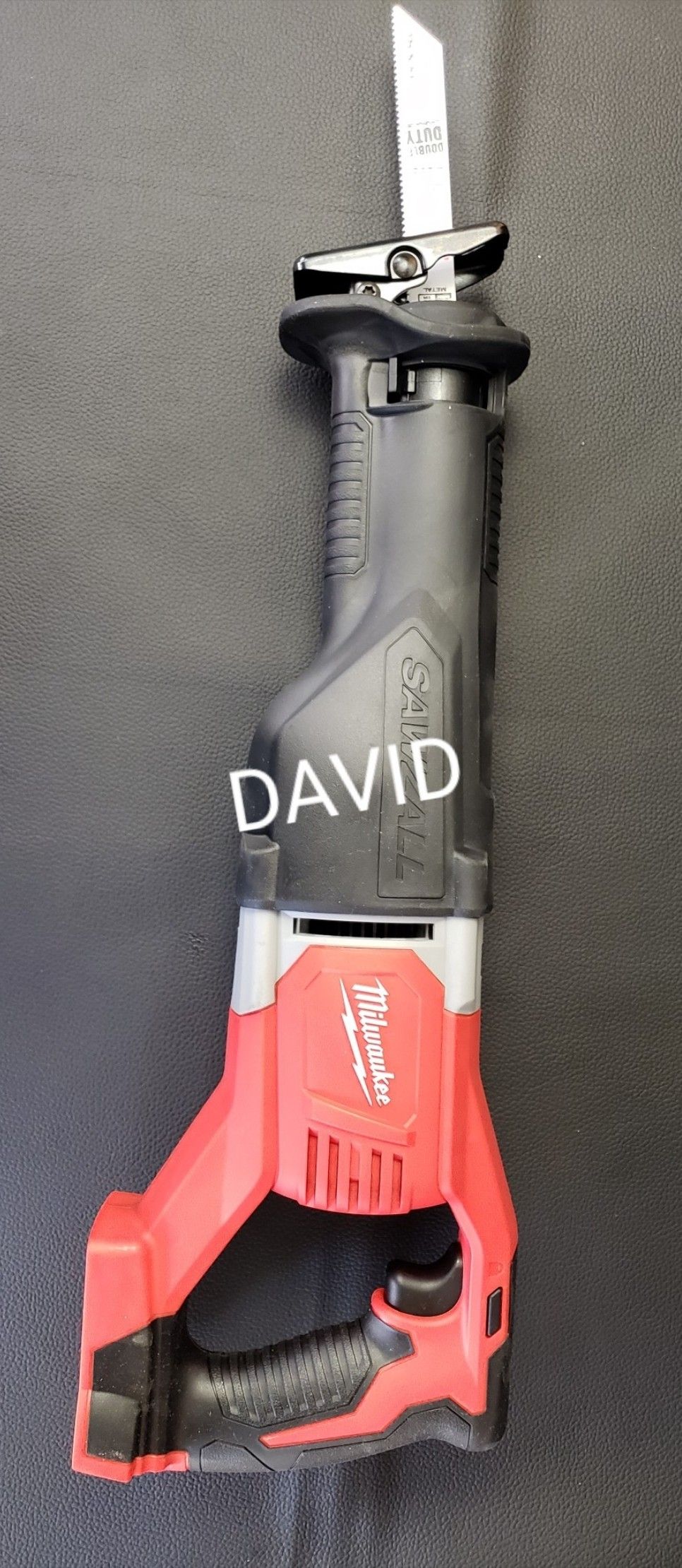 Milwaukee m18 cordless reciprocating sawzall soso zozo
