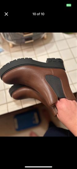 New Beautiful Women Coach Boots Size 8$65firm