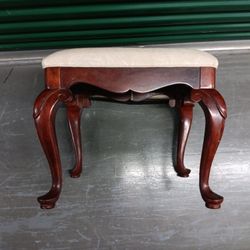  Drexel Heritage Stool