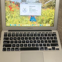 Apple Laptop