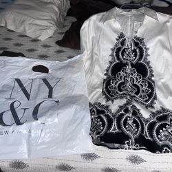 NEW YORK & COMPANY. NY&C. LARGE. $13.