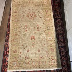 Hand Made Rug. Beautiful And In Great Shape! Size And Info In Photos