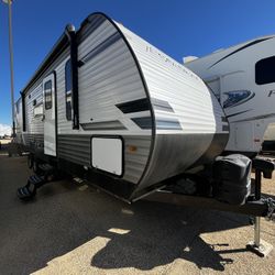 2021 Colorado Dutchman 29 Ft Travel Trailer 