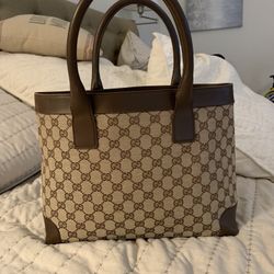 Gucci Handbag Excellent Condition 