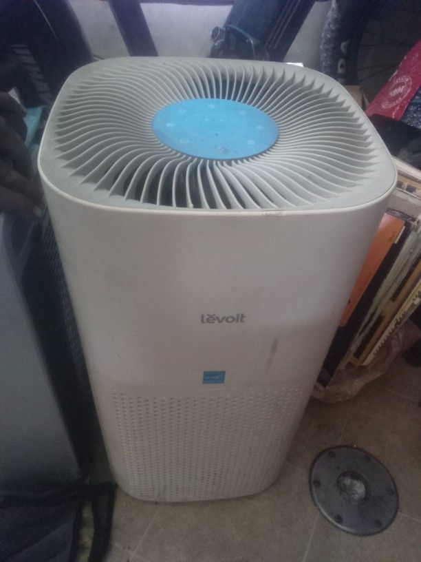 LēVoit CORE 6005 Smart True HEPA Air Purifier