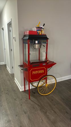 Popcorn machine! Commercial like new works flawless