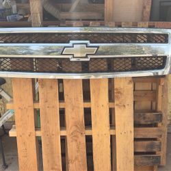 Chevy Silverado 2008 Chrome Grill With Chevy Emblem 