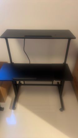 Inbox Zero Adjustable Desk – Model W006117463 (Wayfair)