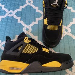 Air Jordan 4