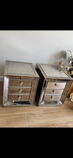 Mirrored console and sofa tables