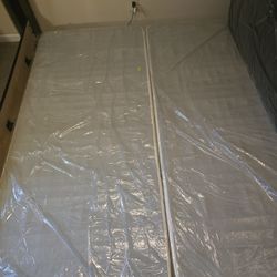 KING-SIZE BOX SPRING 