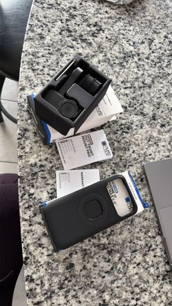 Quad Lock iPhone 17 phone case and Out Front Mount