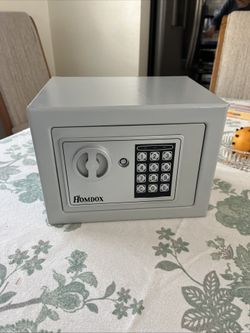 Homdox Security Safe,  9x6.5x6.5….. perfect for small items, kids sports cards etc..