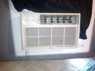 G&E AIR CONDITIONER