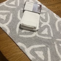 Heavy Duty, Rug  And Shower Curtain And Toilet Paper Holder  