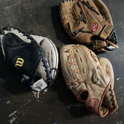 Baseball Gloves 