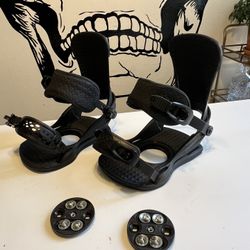 Union Contact Snowboard Bindings - Size Medium