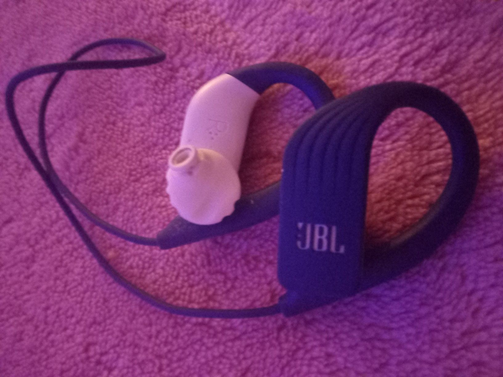 Brand New JBL blue tooth ear buds