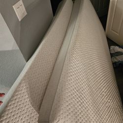 Sleep Number Matresses & Pump (2 Twin))