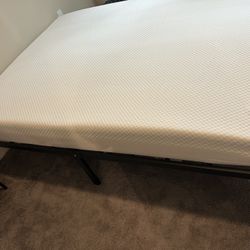 Queen Size Memory Foam Mattress And Platform Bed frame 