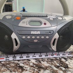 Boombox Panasonic CD AM FM Cassette 