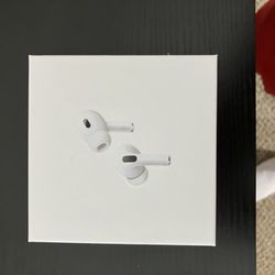Airpods AirPods AirPods !